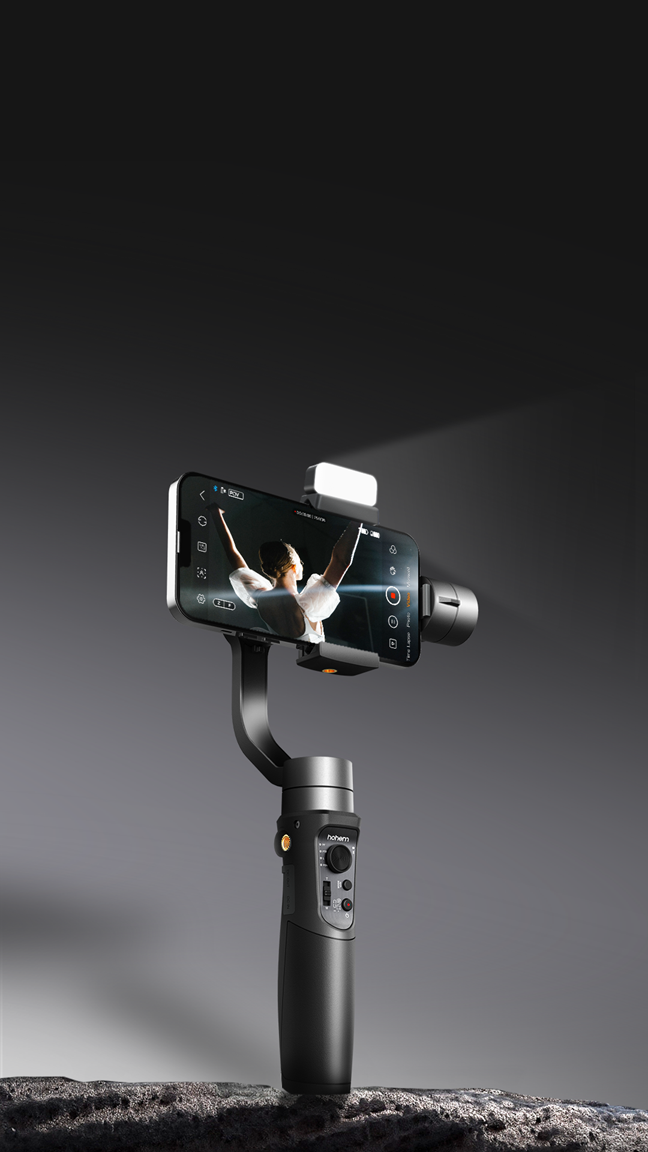 Hohem iSteady Mobile+ | Gimbal for Easy Ultra-wide Angle Shot