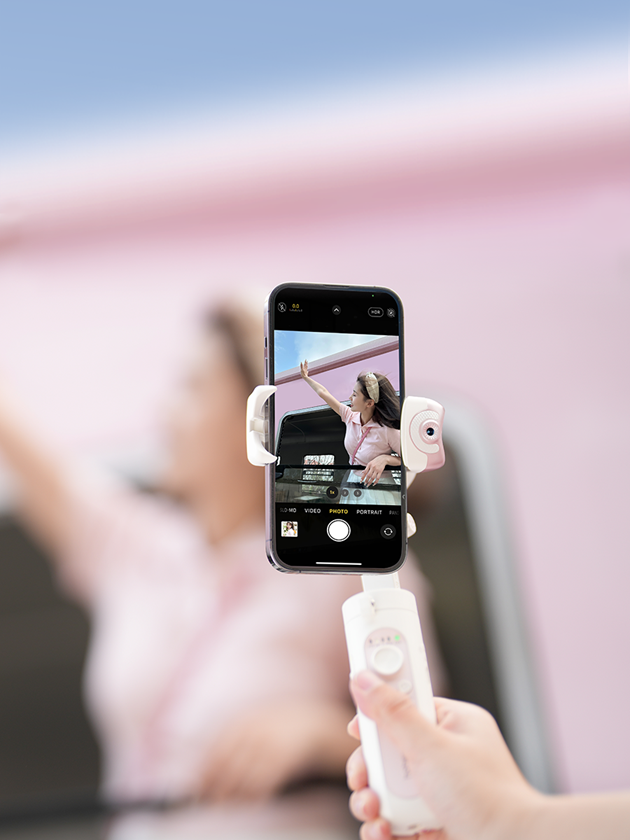 Hohem iSteady V2s | Portable Gimbal with Integrated AI Tracker